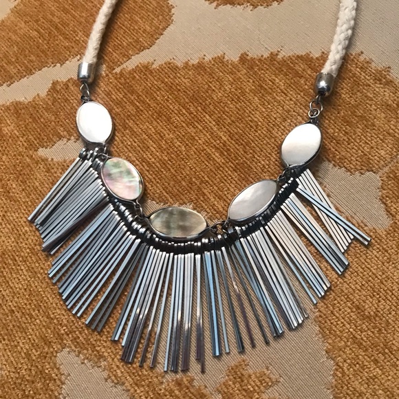 Loft Statement Necklace - Picture 1 of 2